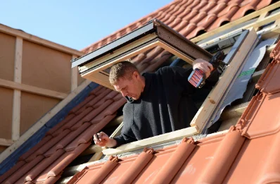 Pose de fenêtres de toit Velux à Projan